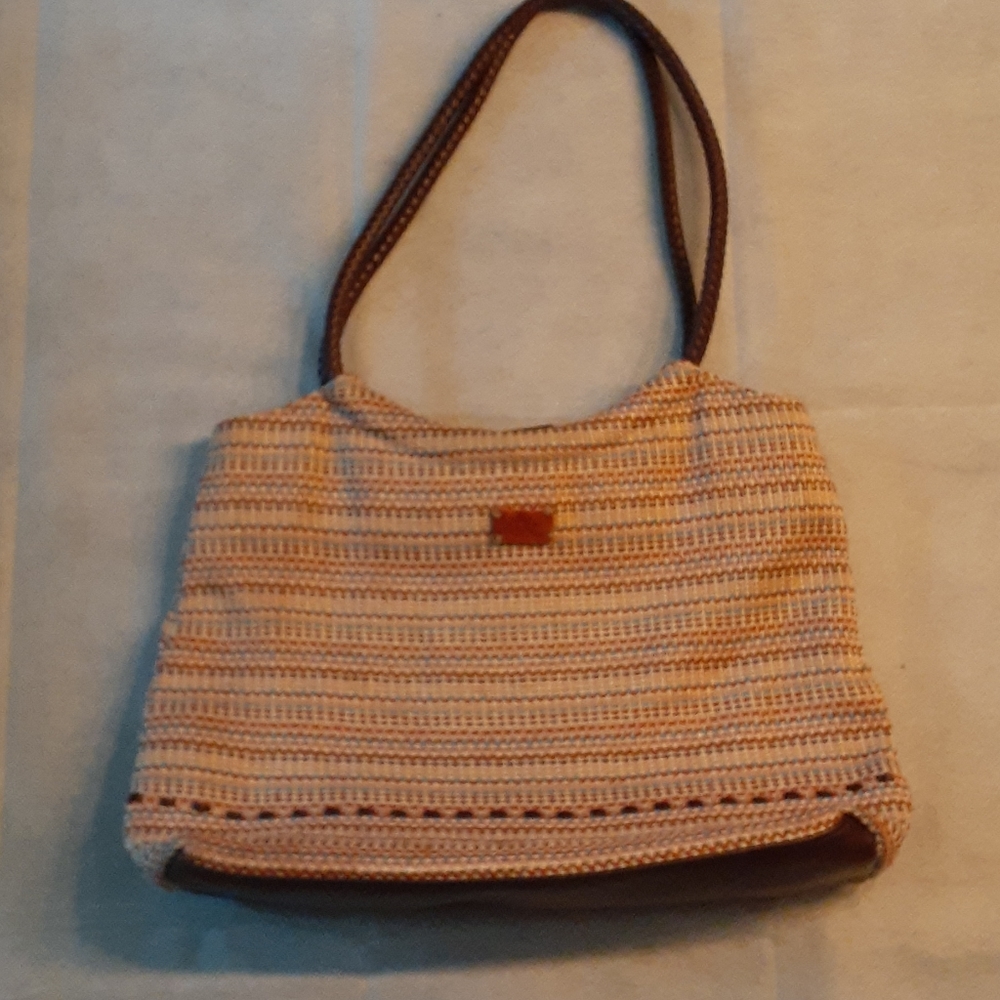 Medium size Relic brand Handbag